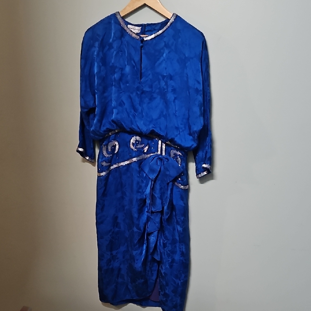 Chic Royal Blue Long Sleeve Dress